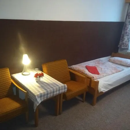 查塔基特勒卡酒店 旅馆 *